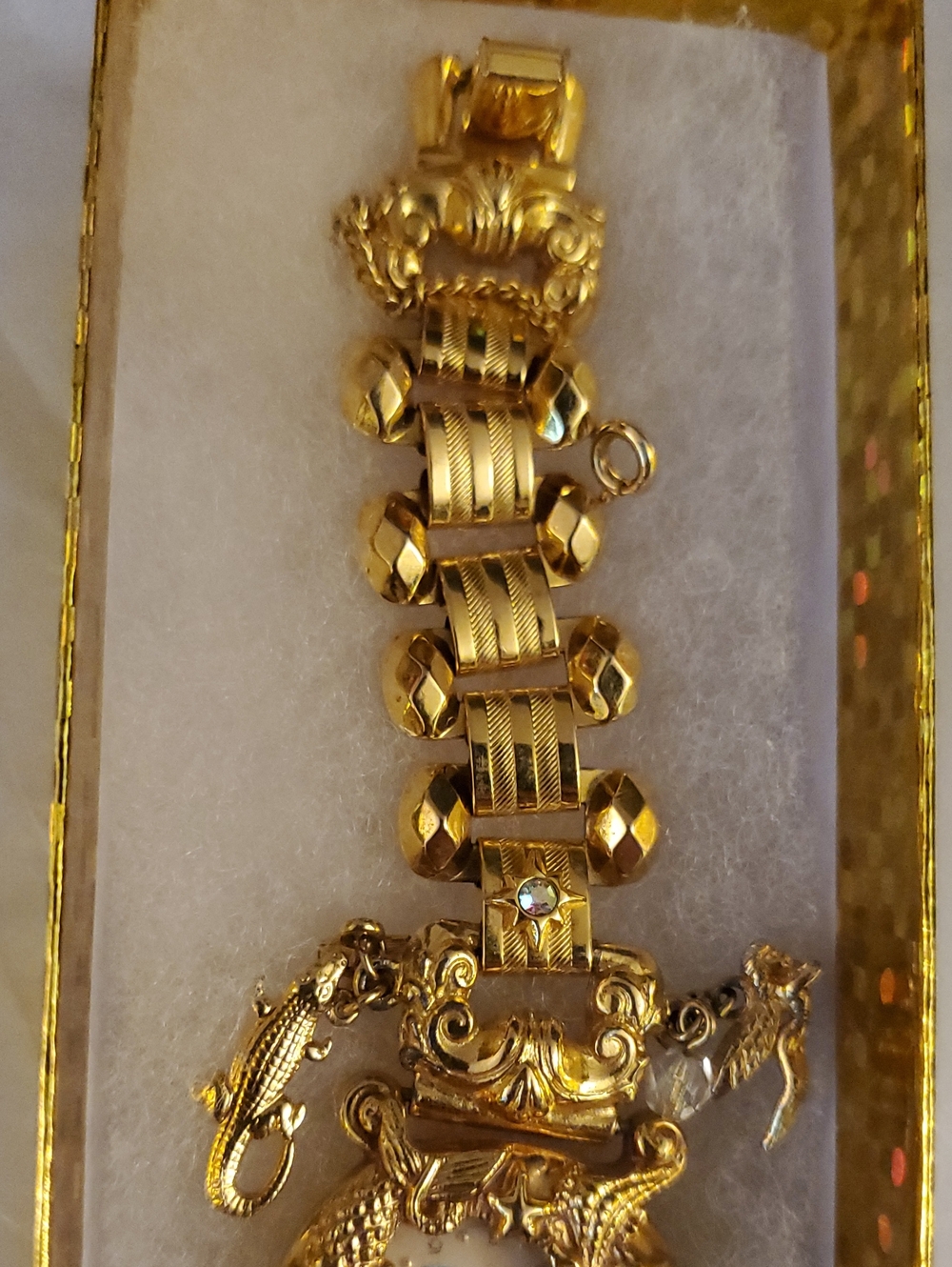 Vintage Retired Kirks Folly Foreverland Peter Pan Neverland Charm Bracelet Watch - Picture 5 of 12
